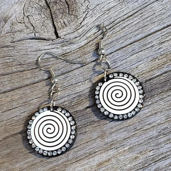 Vintage Y2K White Black Lucite Austrian Crystal Circle Swirl Earrings - Picture 2 of 9